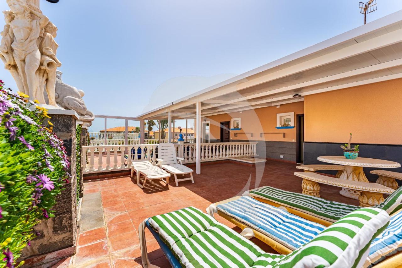Apartamentos Los Delfines El Médano المظهر الخارجي الصورة