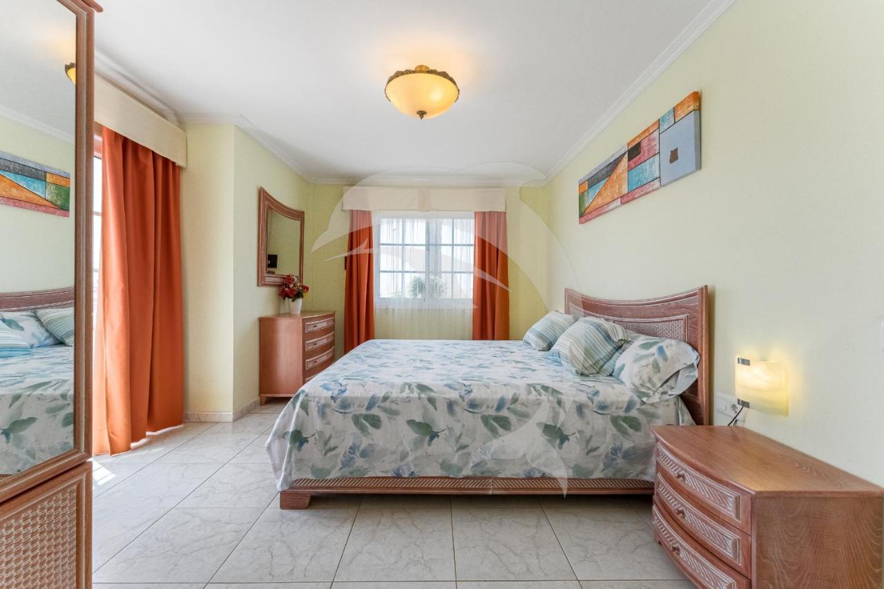 Apartamentos Los Delfines El Médano المظهر الخارجي الصورة