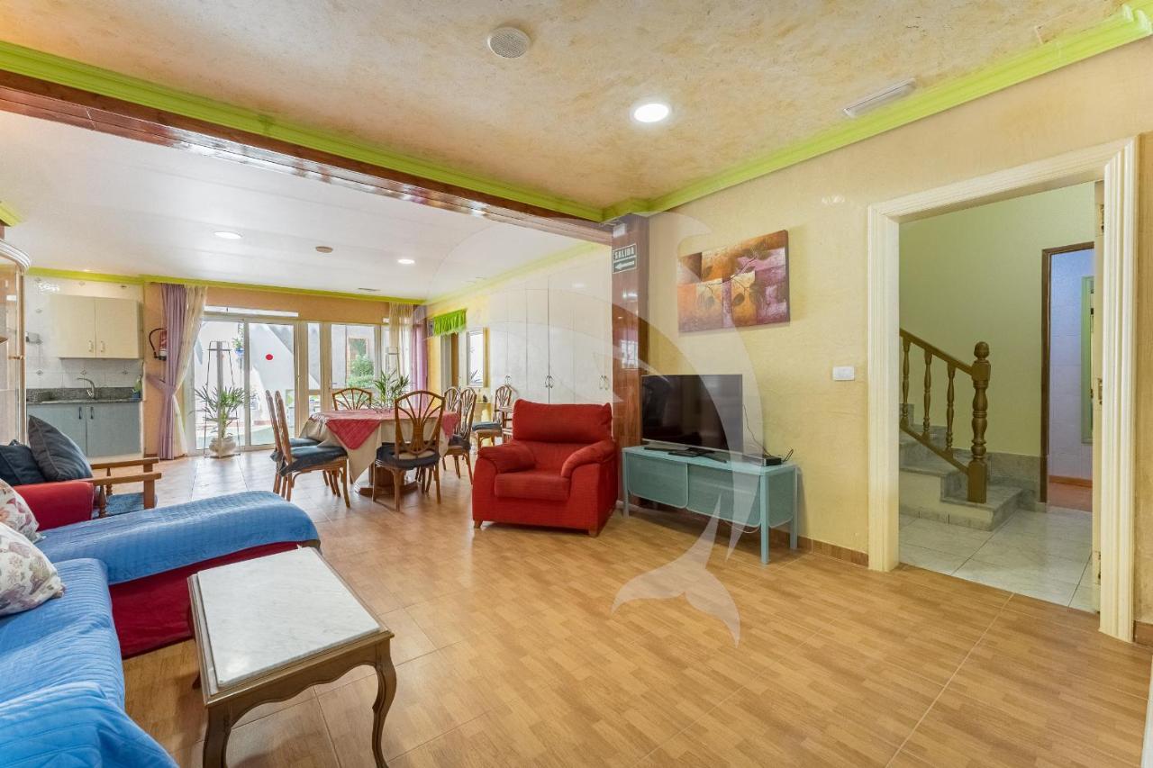 Apartamentos Los Delfines El Médano المظهر الخارجي الصورة