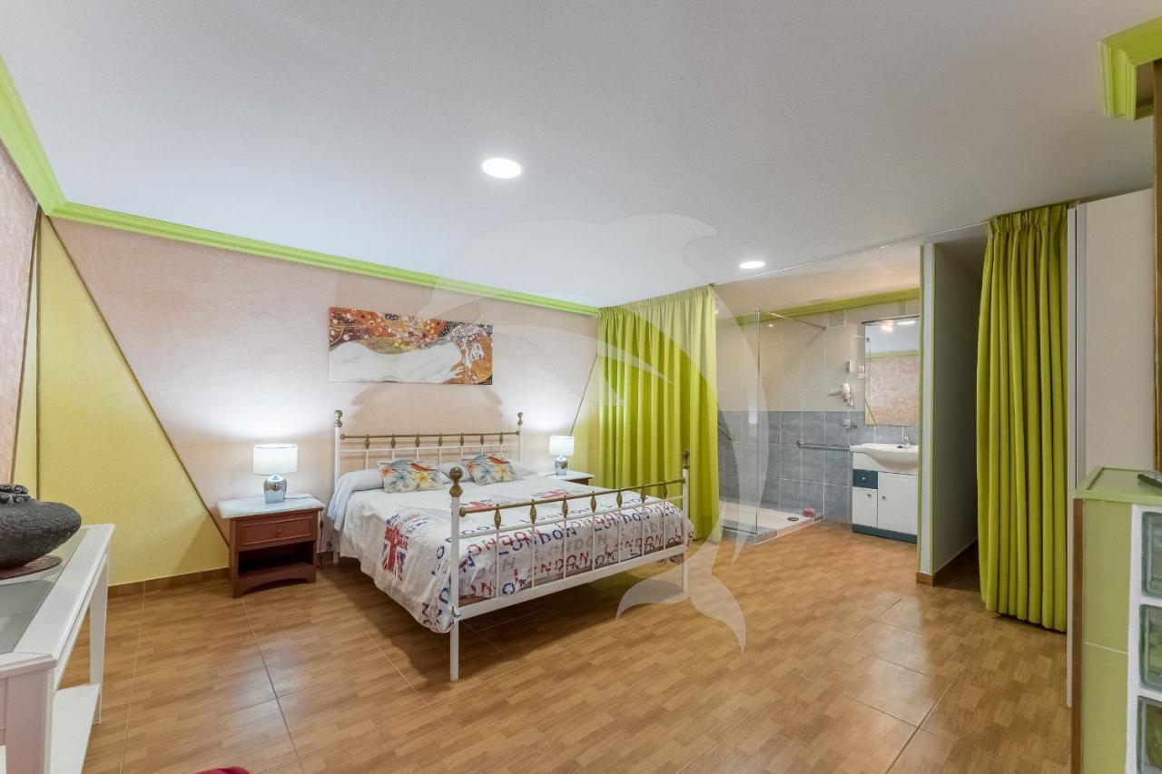 Apartamentos Los Delfines El Médano المظهر الخارجي الصورة